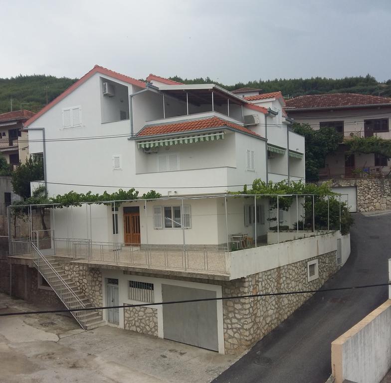 Apartments Bernarda Sumpetar Εξωτερικό φωτογραφία