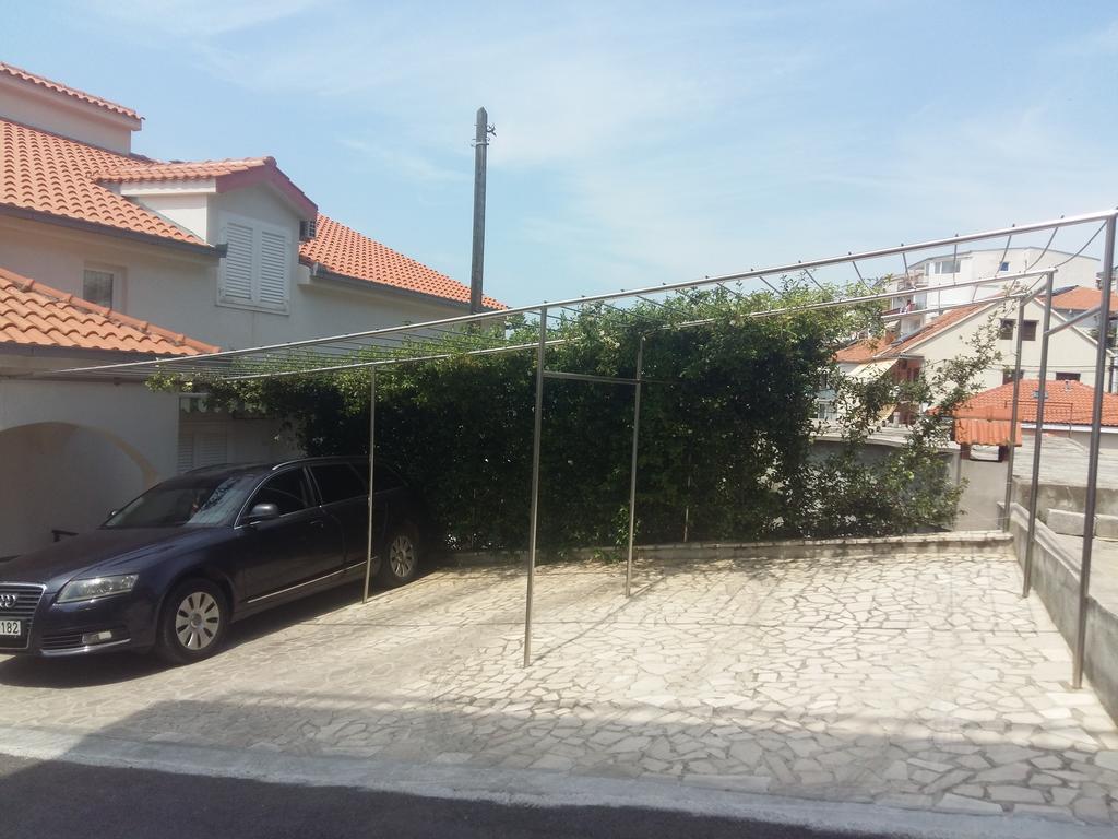 Apartments Bernarda Sumpetar Εξωτερικό φωτογραφία